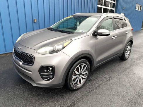 Used 2018 Kia Sportage EX w/ EX Sport Appearance Package image 2
