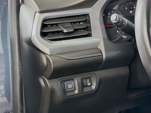 Used 2020 GMC Acadia SLT AWD/4WD image 17