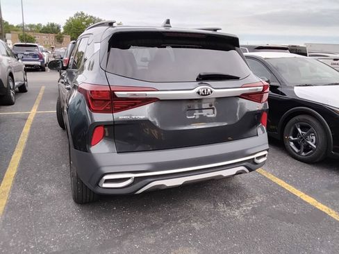 Used 2021 Kia Seltos S AWD/4WD image 10