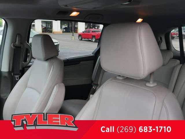 Used 2018 Honda Odyssey EX-L image 38