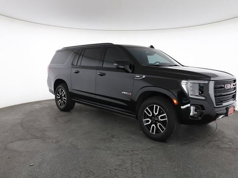 Used 2023 GMC Yukon XL AT4 w/ AT4 Premium Package AWD/4WD image 2