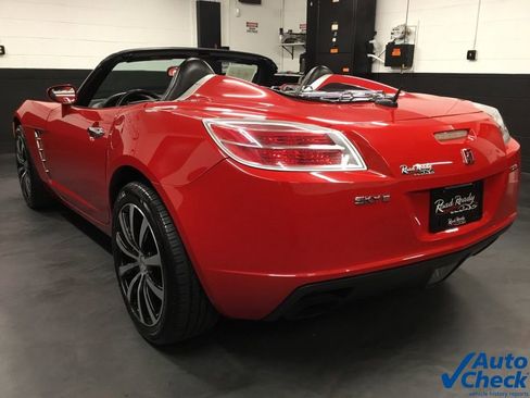 Used 2008 Saturn Sky Red Line image 8