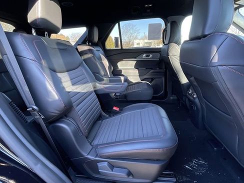 New 2026 Ford Explorer ST-Line image 22