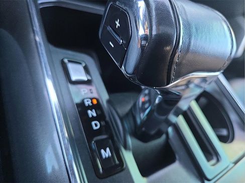 Used 2021 Ford F150 Lariat w/ Equipment Group 502A High image 17