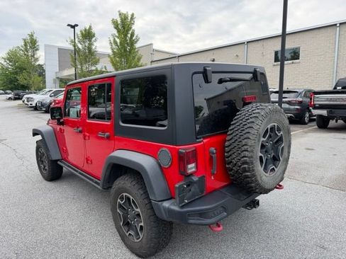 Used 2017 Jeep Wrangler Unlimited Rubicon AWD/4WD image 3