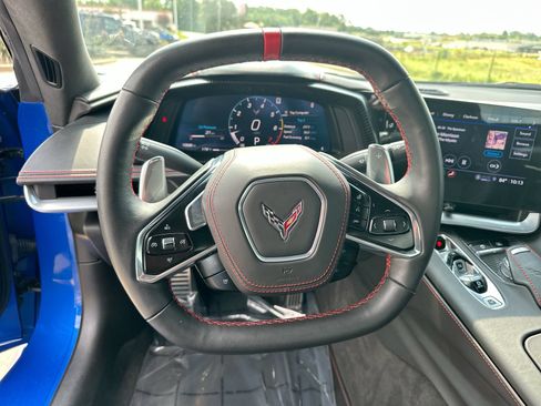 Used 2022 Chevrolet Corvette Stingray Premium Conv w/ Battery Protection Package RWD image 14