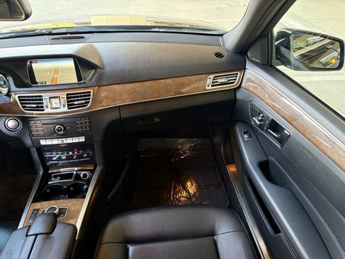 Used 2016 Mercedes-Benz E 350 Sedan image 14