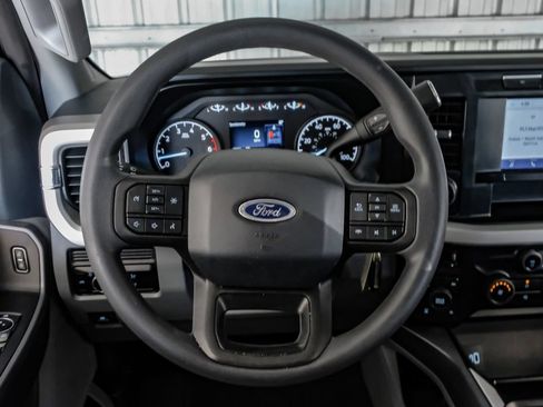 Used 2023 Ford F350 XLT w/ 360-Degree Camera Package AWD/4WD image 15