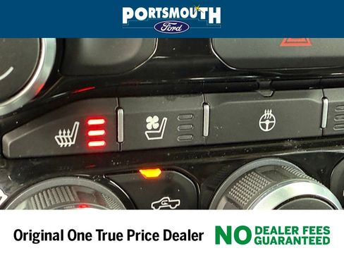 Used 2021 RAM 1500 Laramie image 11