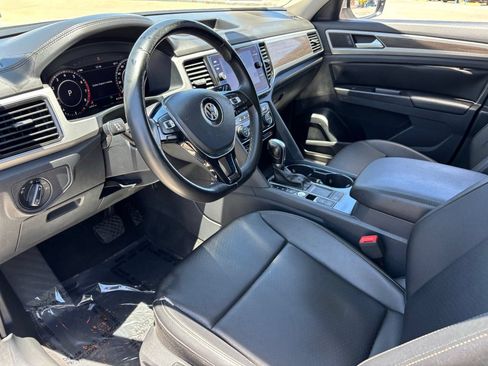 Used 2019 Volkswagen Atlas SEL FWD image 17