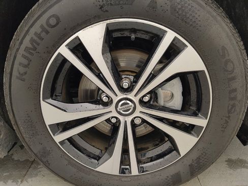 Used 2023 Nissan Sentra SV FWD image 31