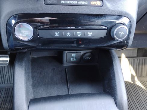 Used 2023 Ford Escape ST-Line image 24