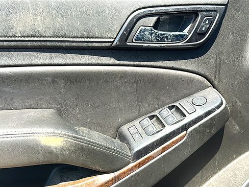Used 2018 Chevrolet Tahoe LS RWD image 8