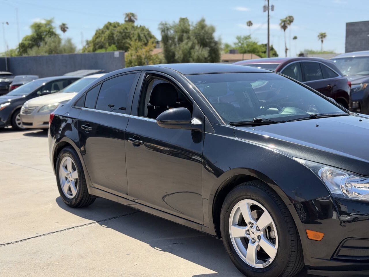 Used 2014 Chevrolet Cruze LT w/ Technology Package FWD image 17