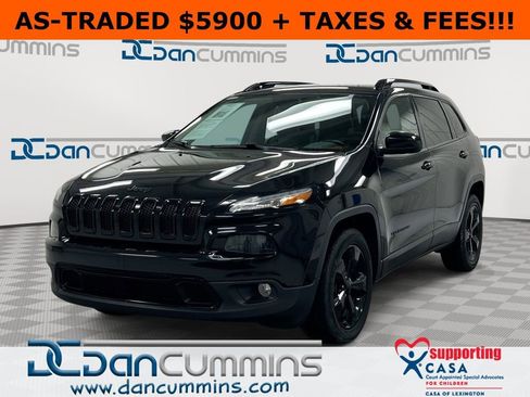 Used 2018 Jeep Cherokee Latitude w/ Altitude Package AWD/4WD image 1