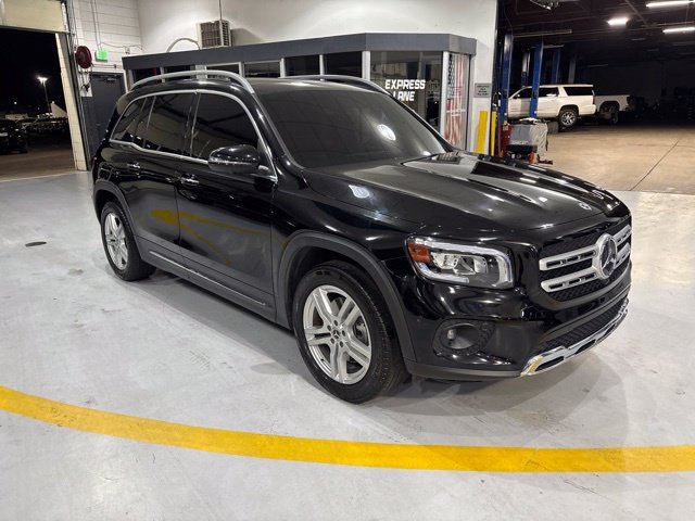 Used 2021 Mercedes-Benz GLB 250 4MATIC image 8