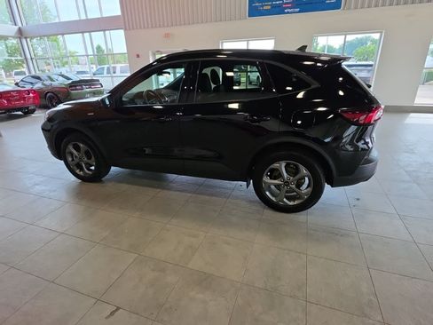 Used 2025 Ford Escape ST-Line Select AWD/4WD image 14