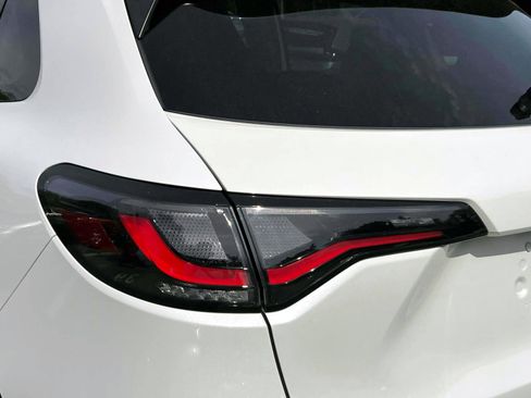 Certified 2023 Honda HR-V EX-L image 11