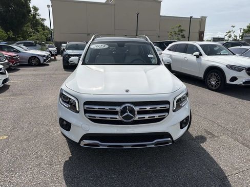 Used 2023 Mercedes-Benz GLB 250 image 2