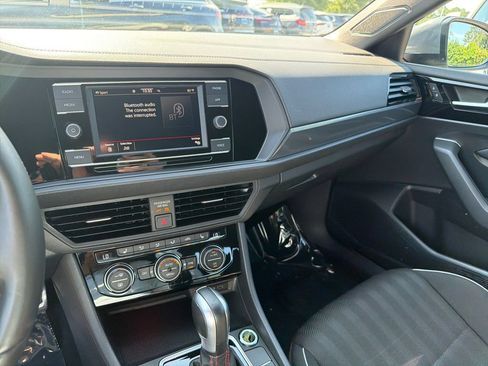 Used 2021 Volkswagen Jetta GLI FWD image 29
