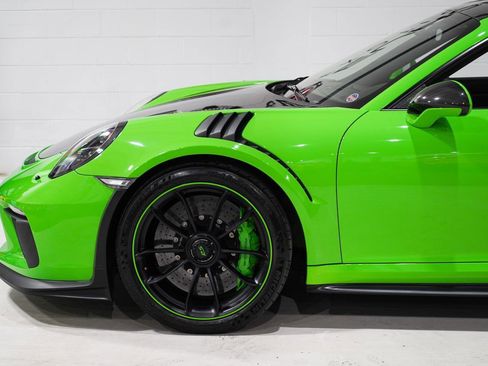 Used 2019 Porsche 911 GT3 RS image 34