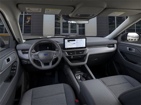 New 2025 Ford Explorer Active image 9