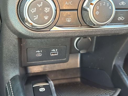 Used 2023 Nissan Kicks SV image 34