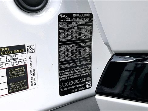 Used 2025 Jaguar F-PACE R-Dynamic S image 17