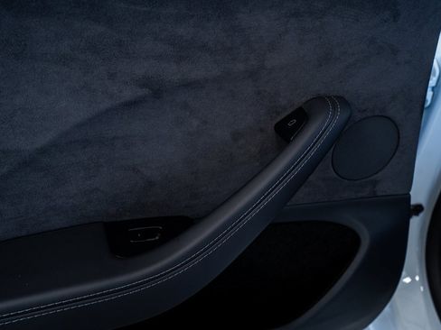 Used 2025 Tesla Model 3 Long Range image 49