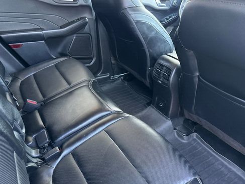 Used 2022 Ford Escape SEL w/ Technology Package image 15