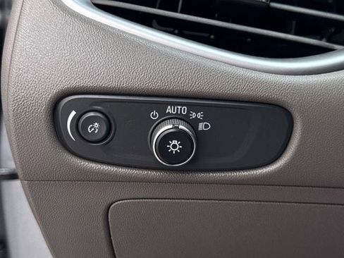 Used 2023 Chevrolet Malibu LS FWD image 22