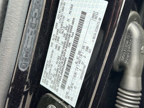 Used 2025 Ford F150 XLT image 18