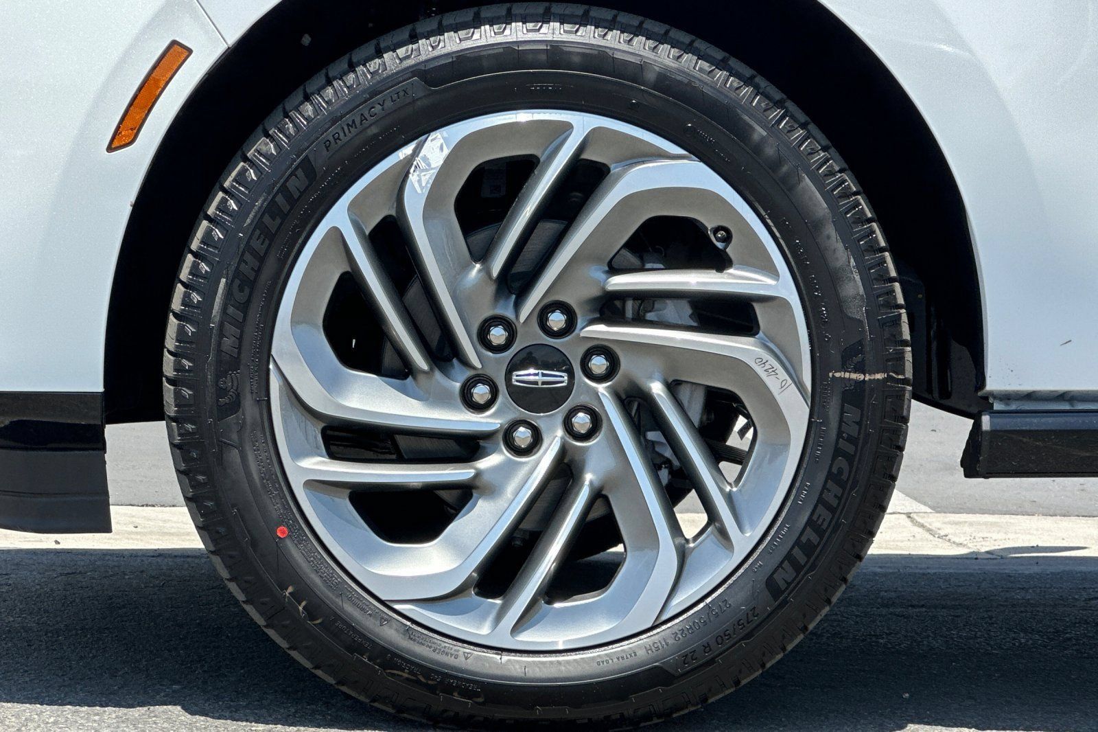 New 2026 Lincoln Navigator L Reserve AWD/4WD image 26