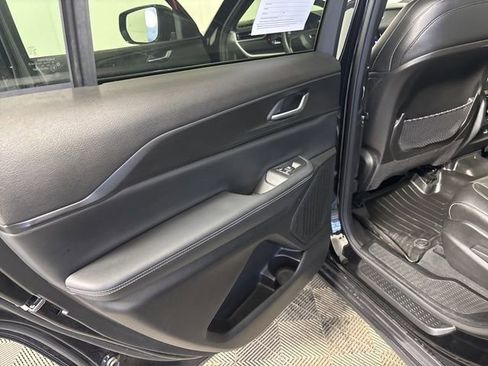 Certified 2023 Jeep Grand Cherokee L Laredo image 21