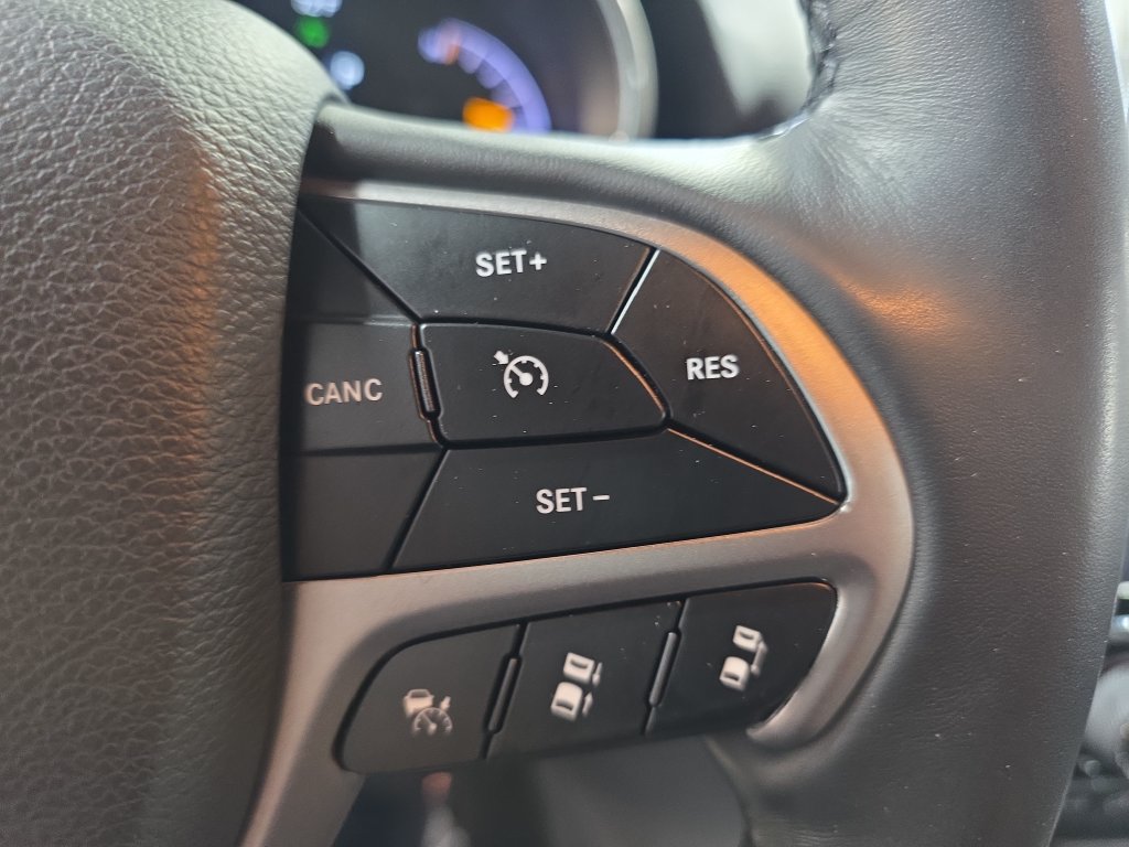 Used 2021 Jeep Grand Cherokee Limited w/ Quick Order Package 28K 80th AWD/4WD image 18