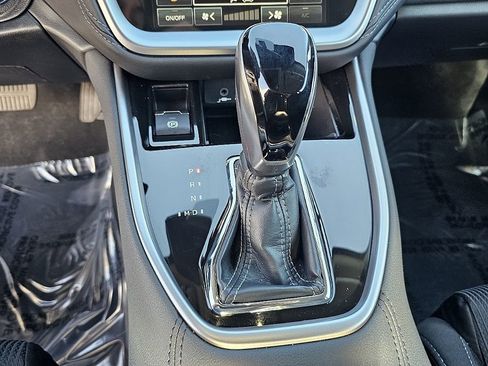 Used 2025 Subaru Legacy Premium image 30