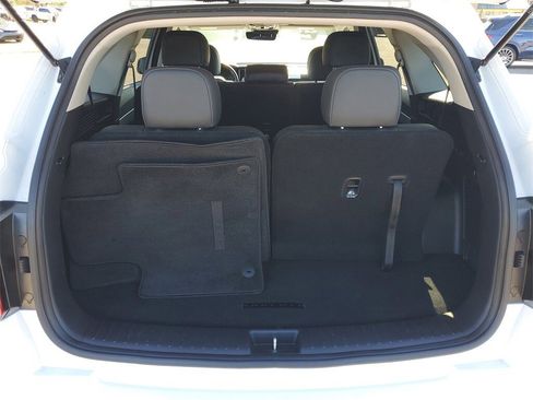 Used 2022 Kia Sorento S w/ Panoramic Sunroof Package image 30