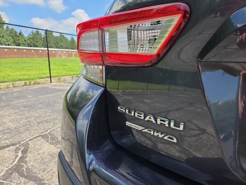 Used 2018 Subaru Crosstrek 2.0i Premium AWD/4WD image 9