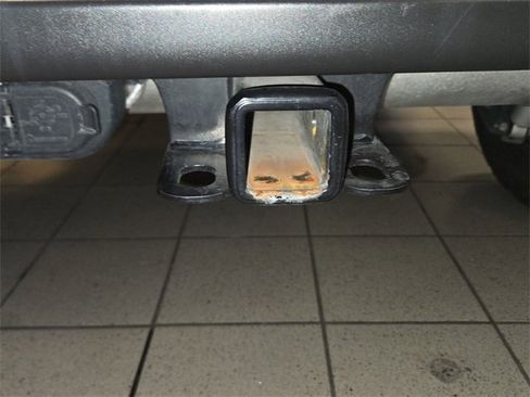 Used 2022 Jeep Wrangler Unlimited Sahara w/ Dual Top Group image 28