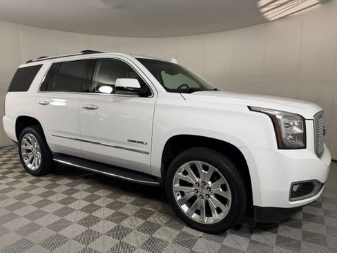 Used 2017 GMC Yukon Denali w/ Open Road Package RWD image 11