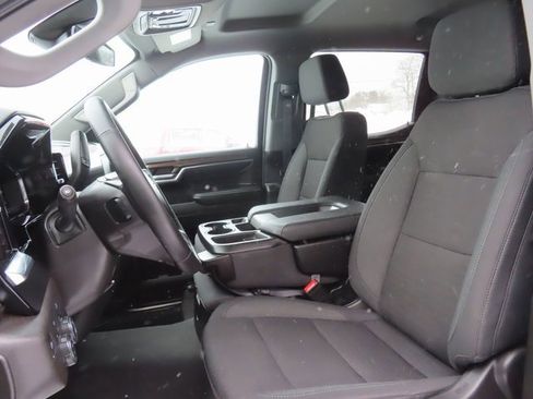 Used 2024 Chevrolet Silverado 1500 LT image 19