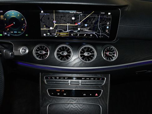 Used 2023 Mercedes-Benz E 450 Coupe image 34
