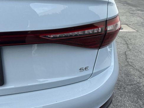 New 2026 Volkswagen Jetta SE image 5