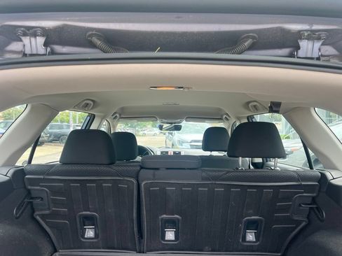 Used 2017 Subaru Outback 2.5i AWD/4WD image 9