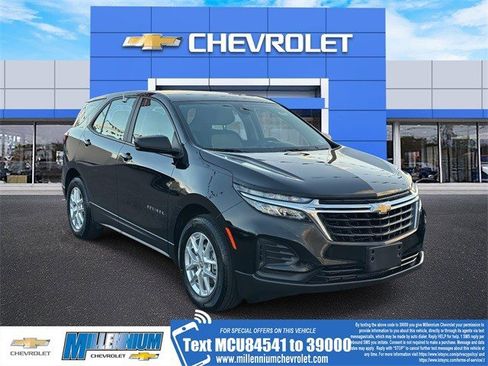 Certified 2024 Chevrolet Equinox LS image 1
