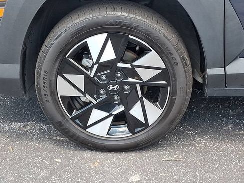 Used 2024 Hyundai Kona SEL AWD/4WD image 8