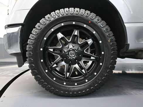 Used 2021 Ford F150 XLT w/ Equipment Group 301A Mid image 17