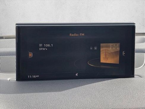 Used 2017 Audi Q7 3.0T Prestige w/ Prestige Package image 21