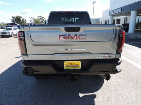 Certified 2025 GMC Sierra 2500 AT4X image 6