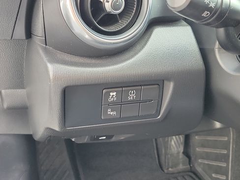Used 2017 FIAT 124 Spider Lusso RWD image 13